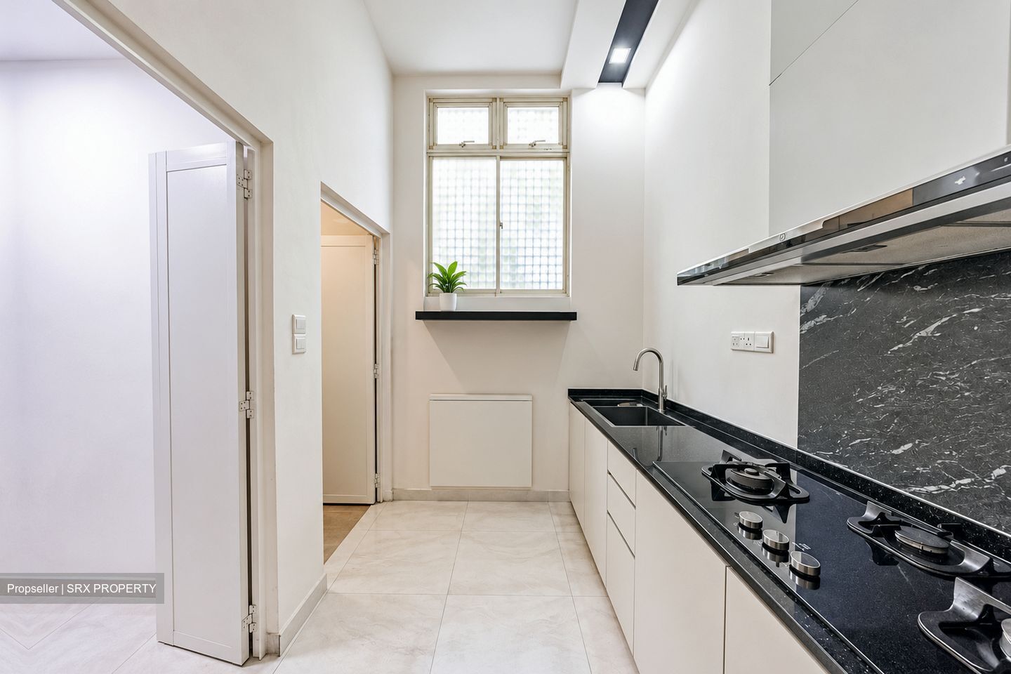 Kew Crescent (D16), Terrace #635924321